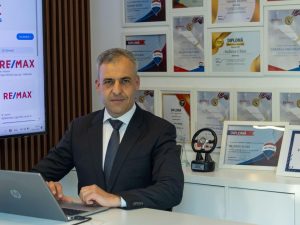 Valentin Bucheru, REMAX Klass, intermediază închirierea și vânzarea de depozite versatile